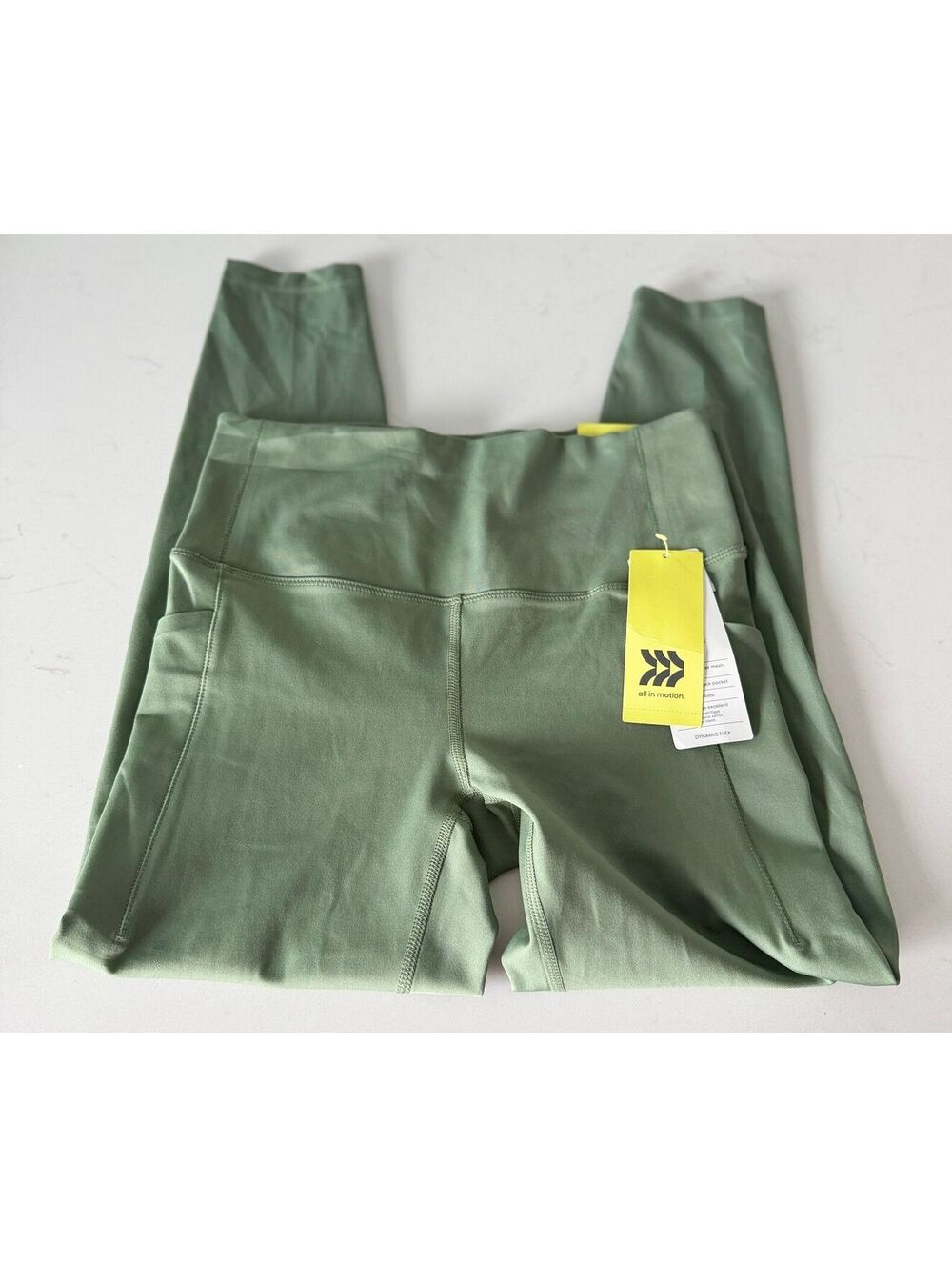 All in Motion Olive Green High Waisted Dynamic Flex Pocket 7/8 Leggings Size M - Picture 2 of 3